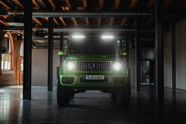奔驰AMG G 63 4X4官图 45度最大攀爬坡度